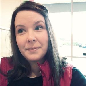 Meet your Posher, Melissa